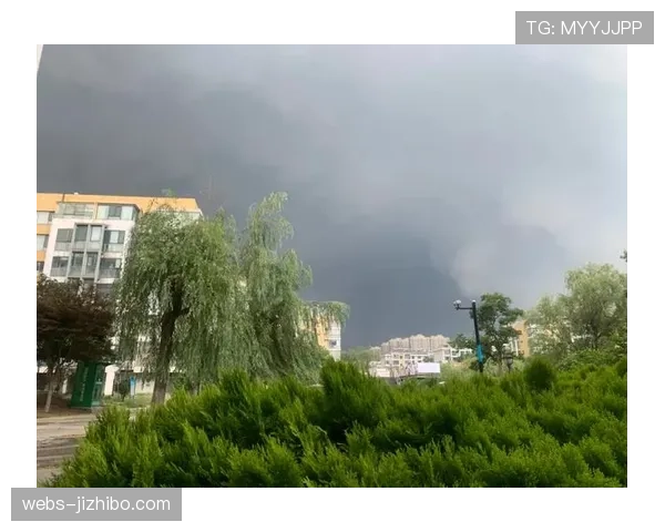 气象部门预警，周末多特蒙德地区或有雨，可能影响场地条件
